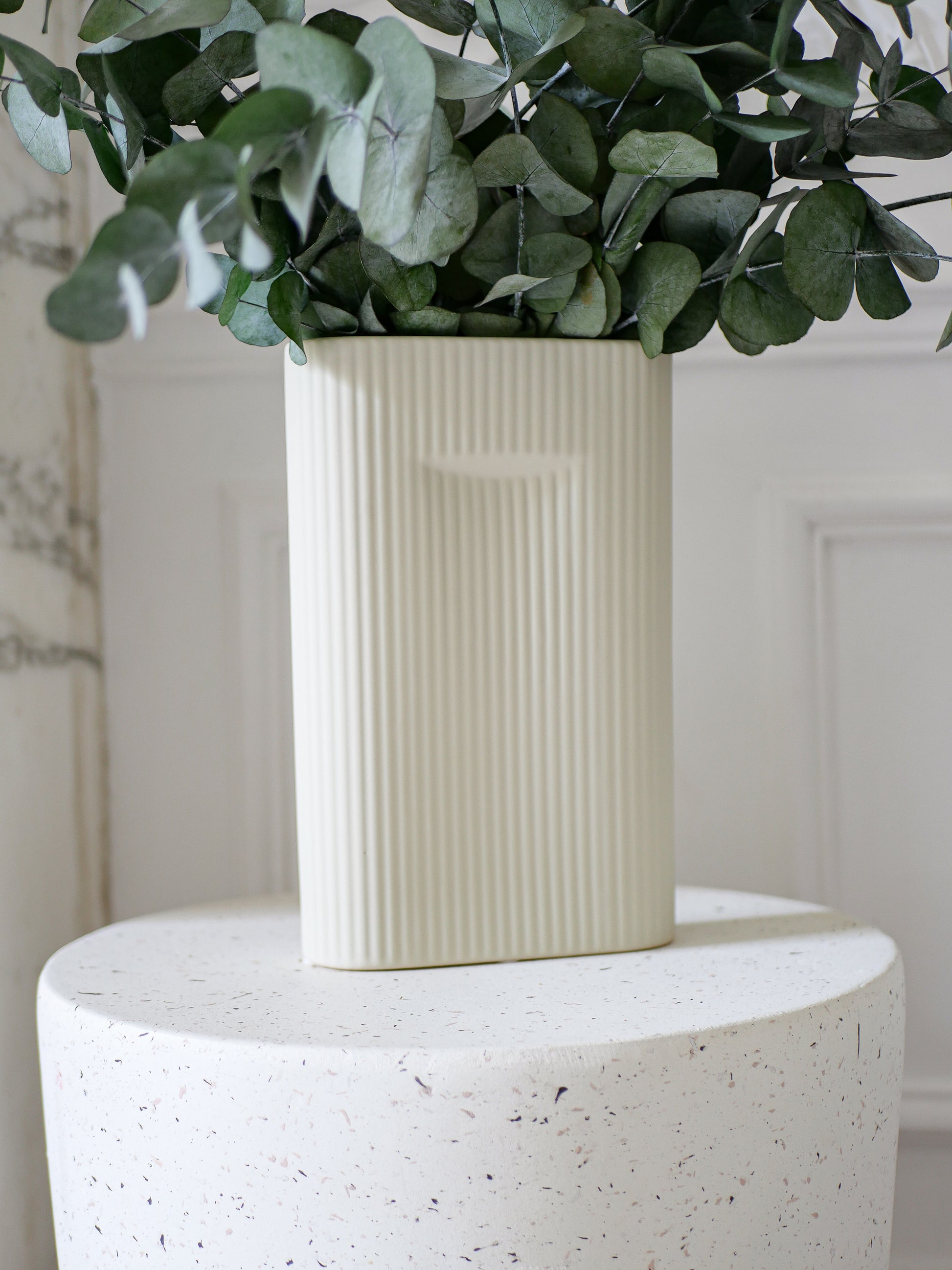 Vase crème strié
